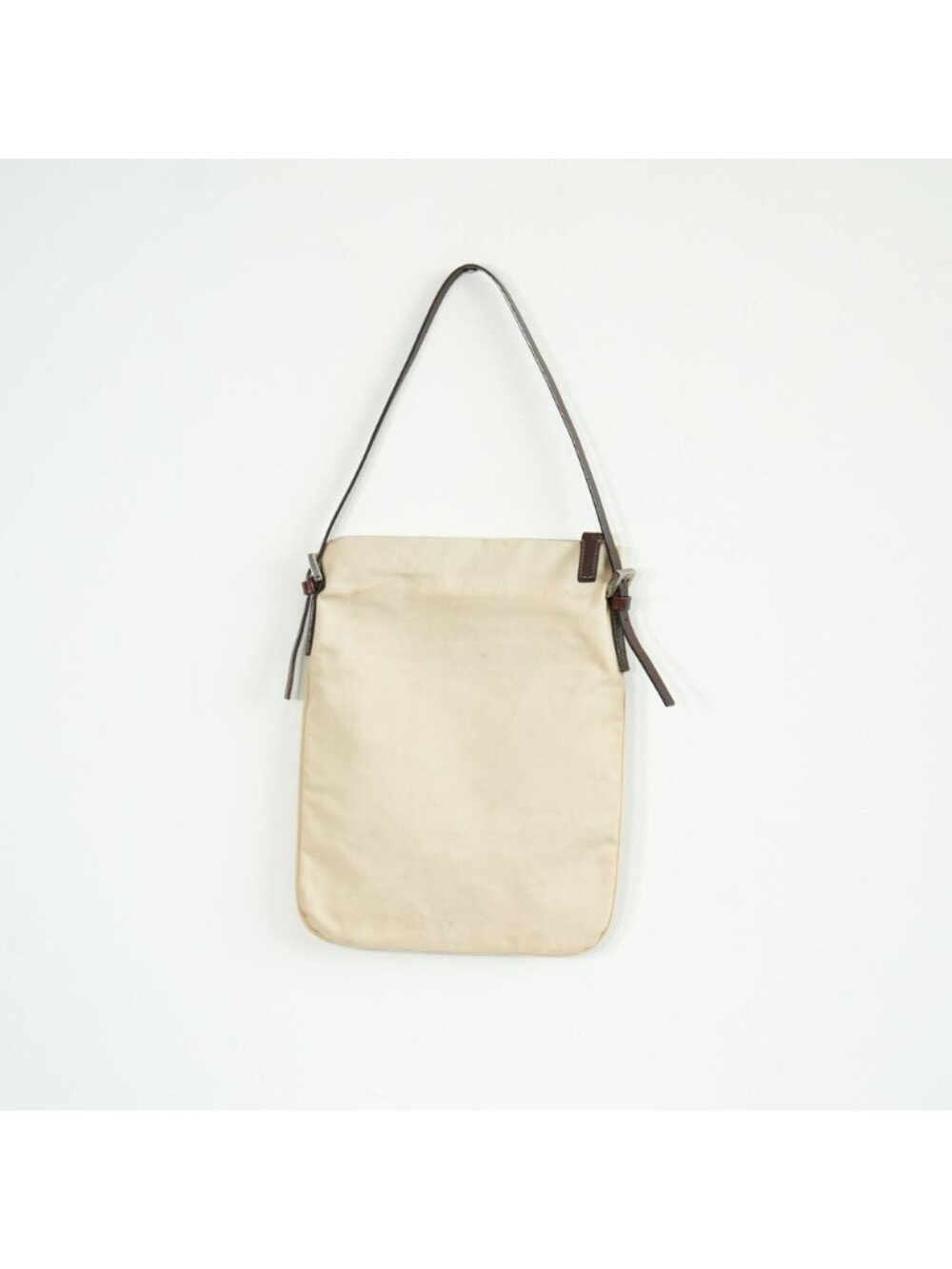 Fendi Beige Cloth Shoulder Bag - Picture 3 of 12